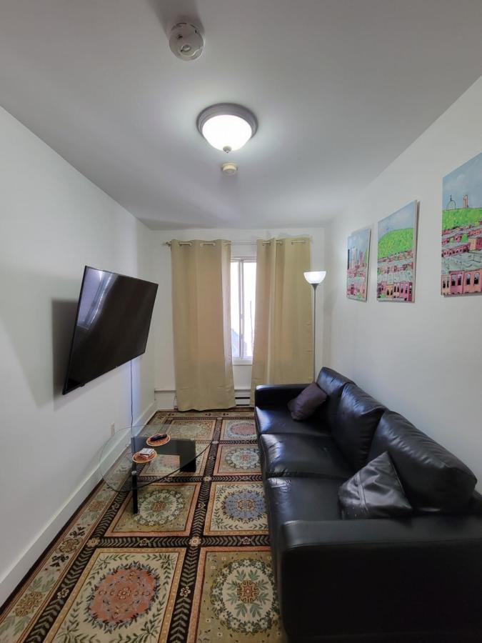 Small Condo In Montreal -Fast Wifi Exterior foto